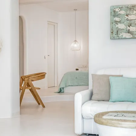 Lilly Residence-all Sea View Suites, Adults Only 5* Náoussa