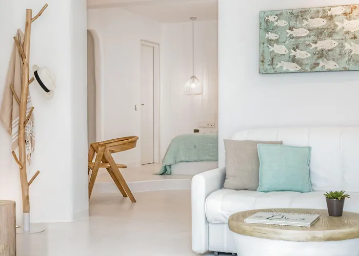 Lilly Residence-all Sea View Suites, Adults Only 5* Naousa (Paros)