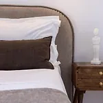 Lilly Residence-all Sea View Suites, Adults Only 5* 나오우사