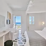 Lilly Residence-all Sea View Suites, Adults Only 5* Náoussa