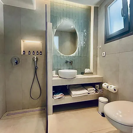 Lilly Residence-all Sea View Suites, Adults Only Naousa (Paros)