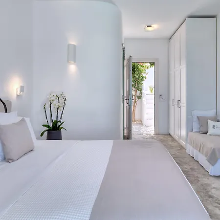 Lilly Residence-all Sea View Suites, Adults Only 酒店 纳乌萨